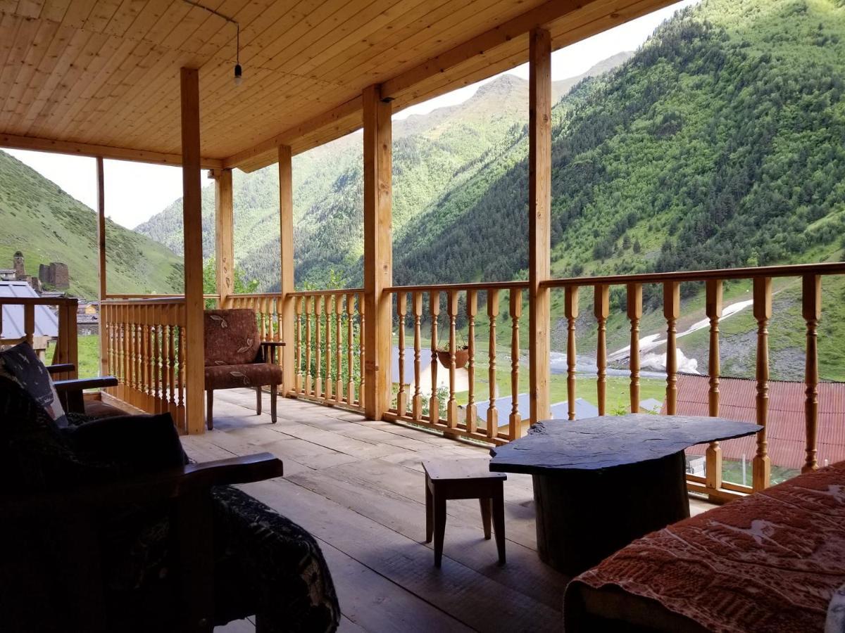 Hotel Makratela Akhmeta Exteriér fotografie